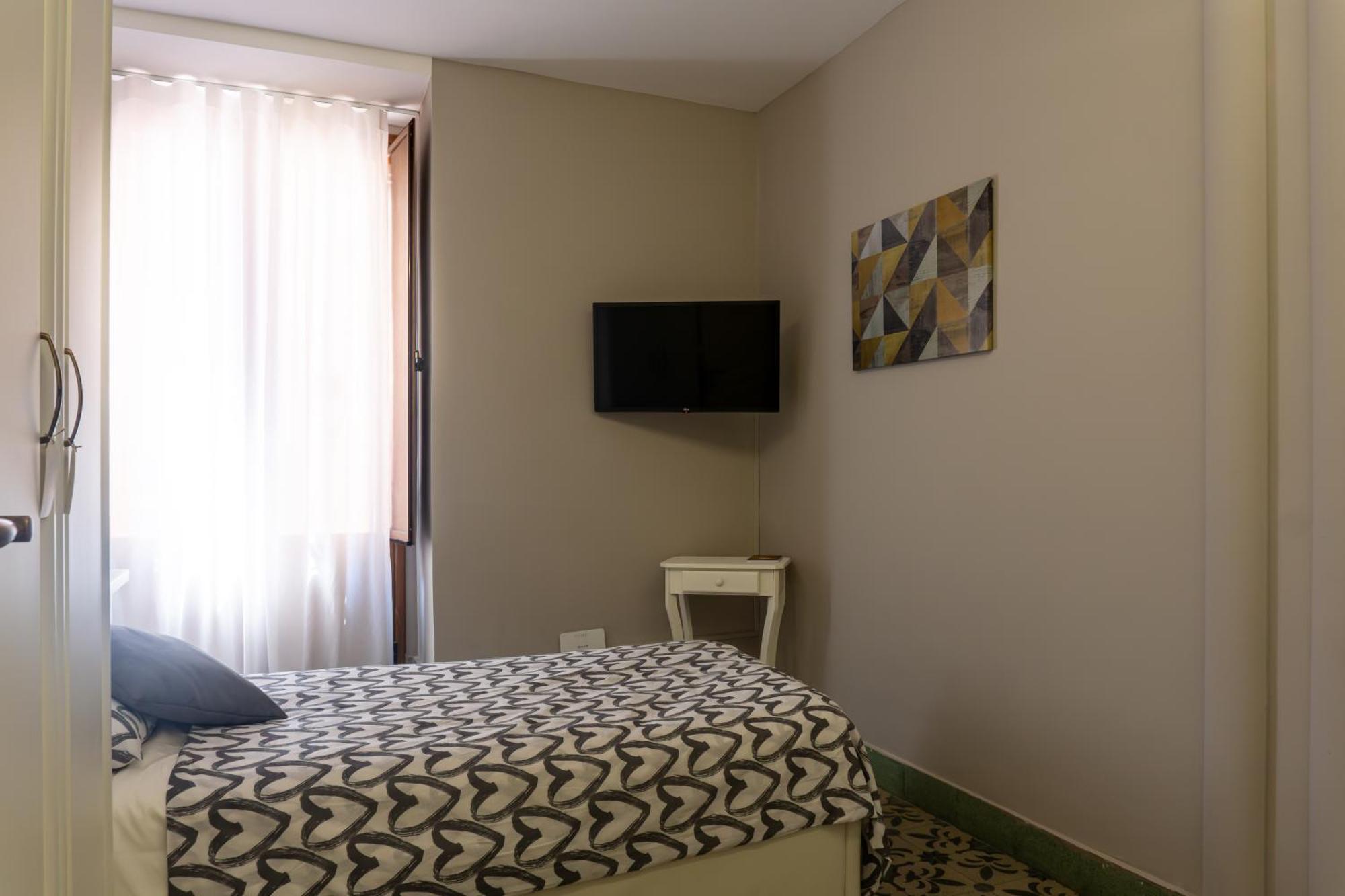 Mi Tu Apartments Catania Luaran gambar